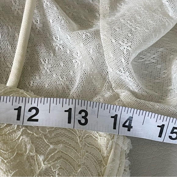 Privy Cream Ruched Bustier Blouse lace long sleeve size small - Picture 13 of 14